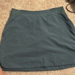 Green tennis golf skirt